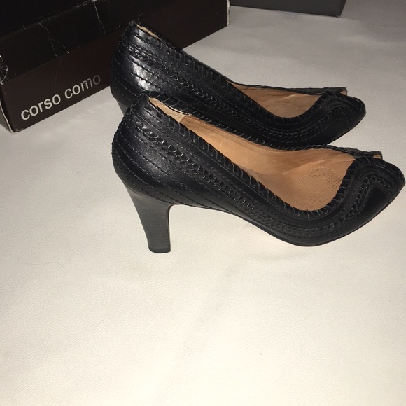 Corso Como Leather Heels - Picture 2 of 8